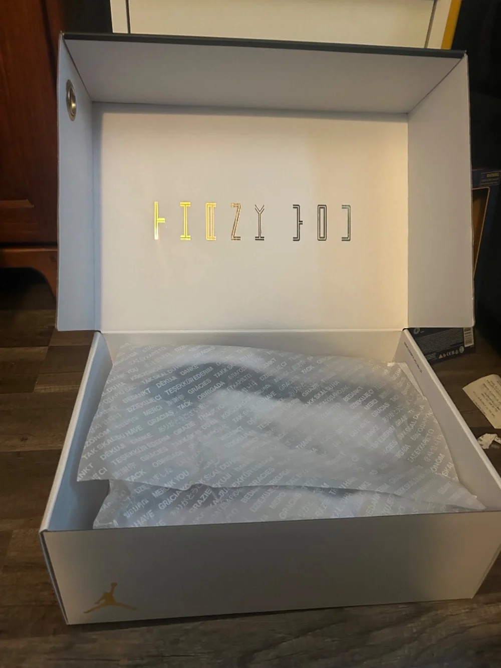Air Jordan 11 gratitude men’s size 10